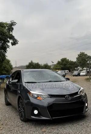 Toyota Corolla S 4dr Sedan (1.8L 4cyl CVT) 2014 Gray