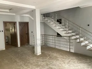 4bdrm Duplex in Shonibare Estate for rent