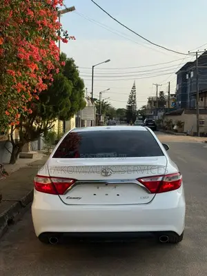 Toyota Camry XSE V6 4dr Sedan (3.5L 6cyl 6A) 2016 White