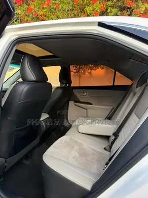 Toyota Camry XSE V6 4dr Sedan (3.5L 6cyl 6A) 2016 White
