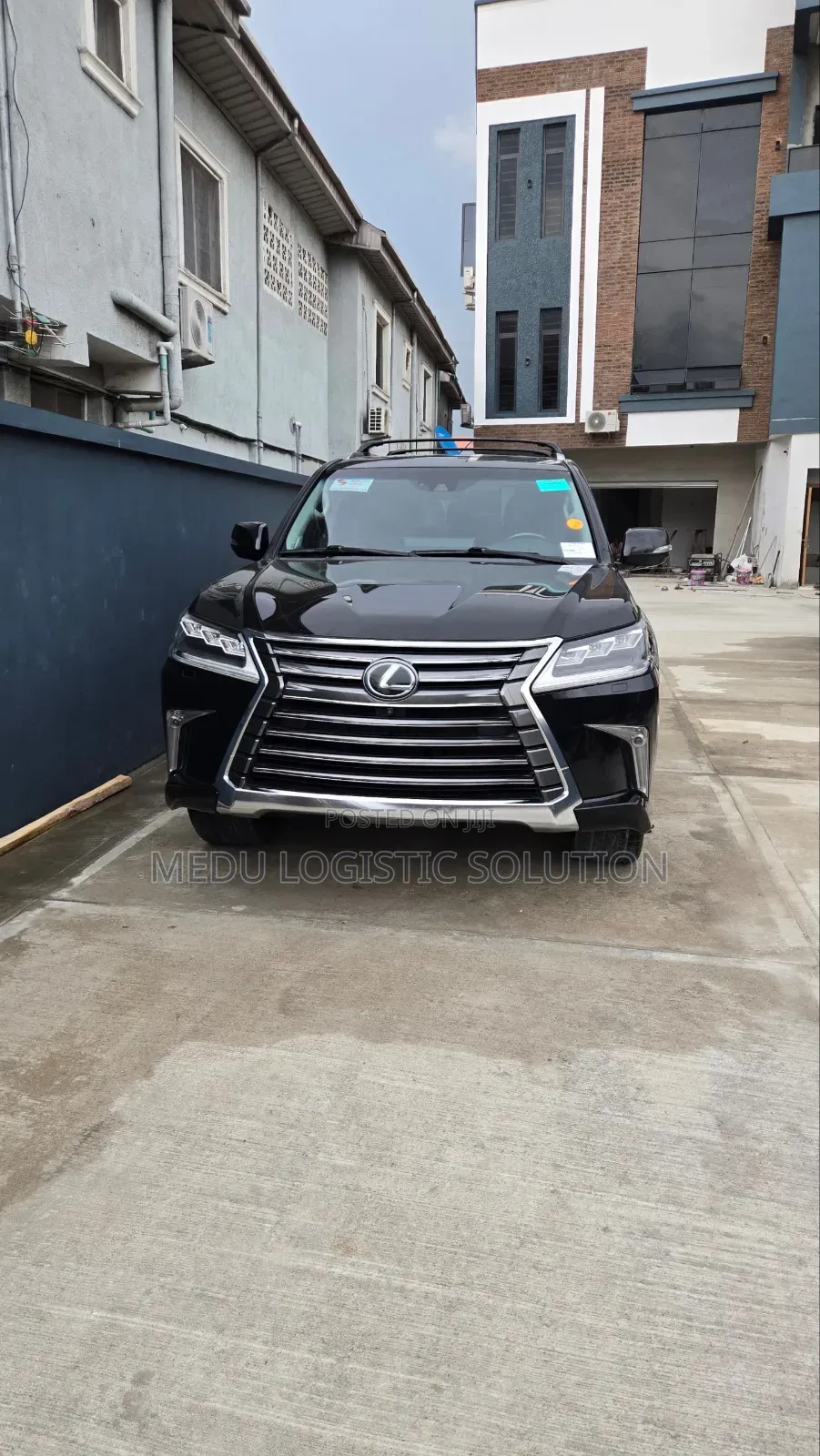 Lexus LX 570 (5 seats) AWD 2017 Black