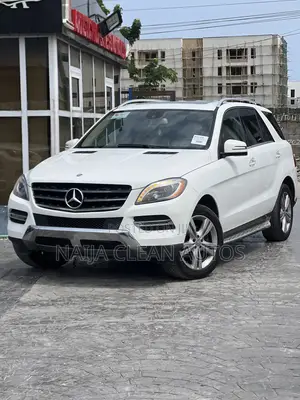 Mercedes-Benz M Class ML350 4MATIC 4dr SUV AWD (3.5L 6cyl 7A) 2014