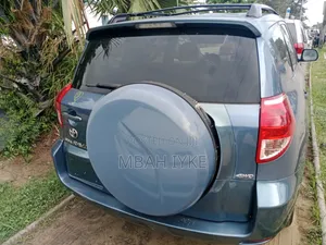 Toyota RAV4 2.4 2008 Blue
