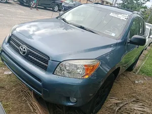 Toyota RAV4 2.4 2008 Blue
