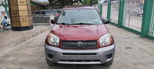 Toyota RAV4 2.0 2005