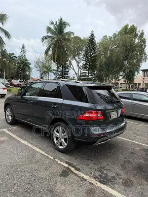 Mercedes-Benz M Class ML 350 4Matic 2012 Gray