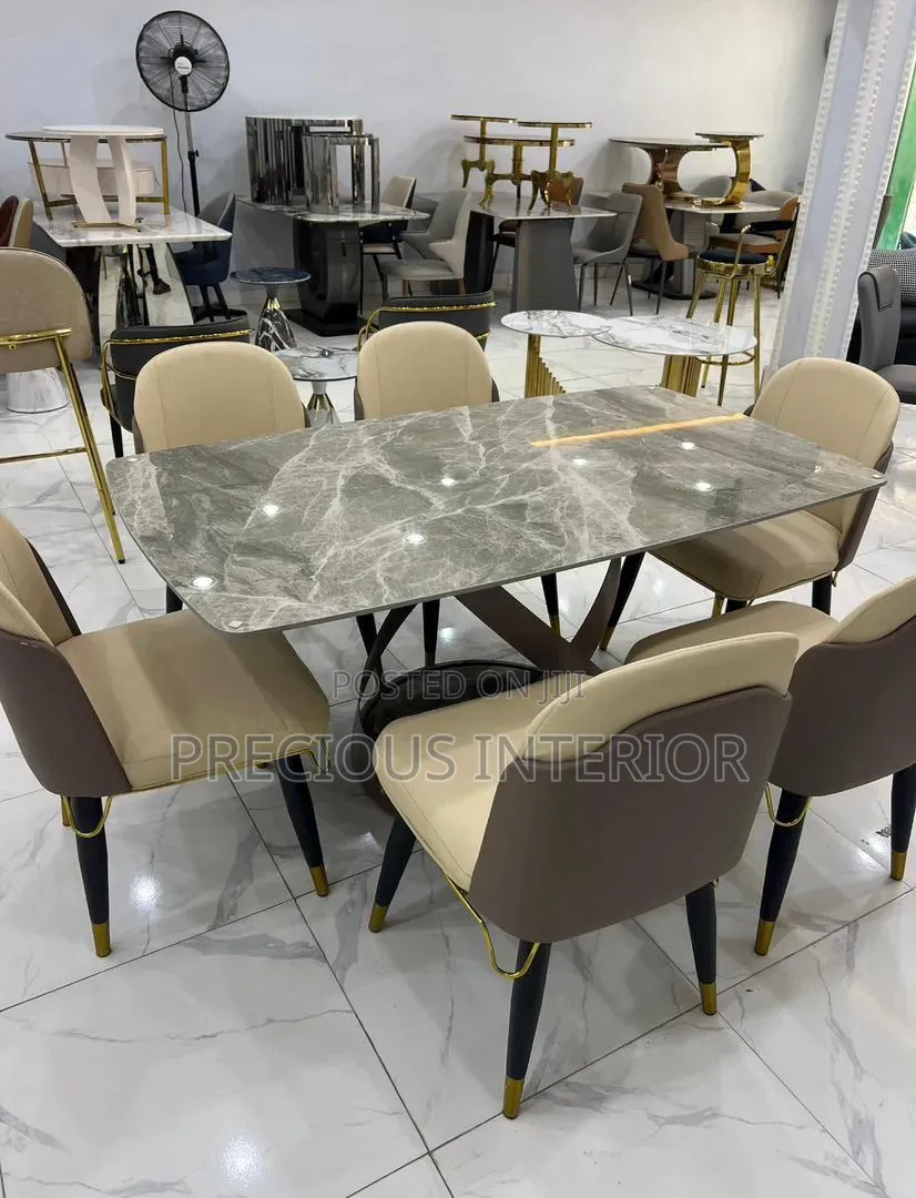 Classic Marble Dining