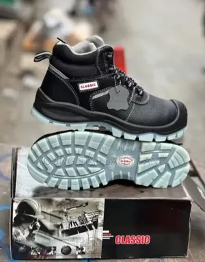 Classic Safety Boot