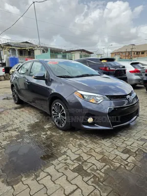 Toyota Corolla S 4dr Sedan (1.8L 4cyl CVT) 2015 Gray