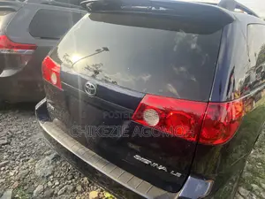 Toyota Sienna LE AWD 2006 Blue