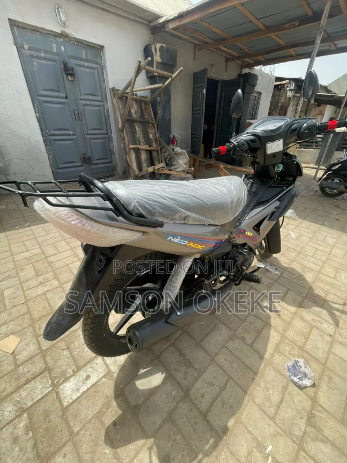 TVS Neo NX 2025 Red