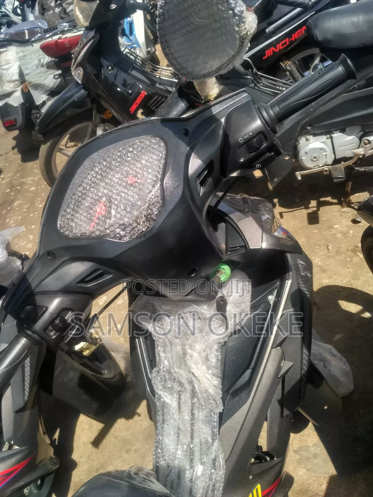 TVS Neo NX 2025 Red