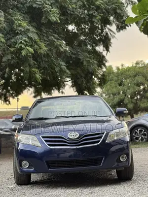Toyota Camry LE 4dr Sedan (2.5L 4cyl 6AM) 2010 Blue