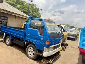 Toyota Dyna 100 Japan Drop Sided Bucket