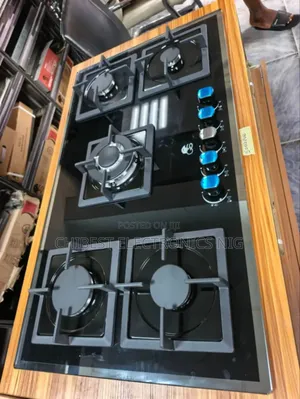 Original Gs New Design Built-in Cabinet 5 Burners Gas Cooker Hob Etc.