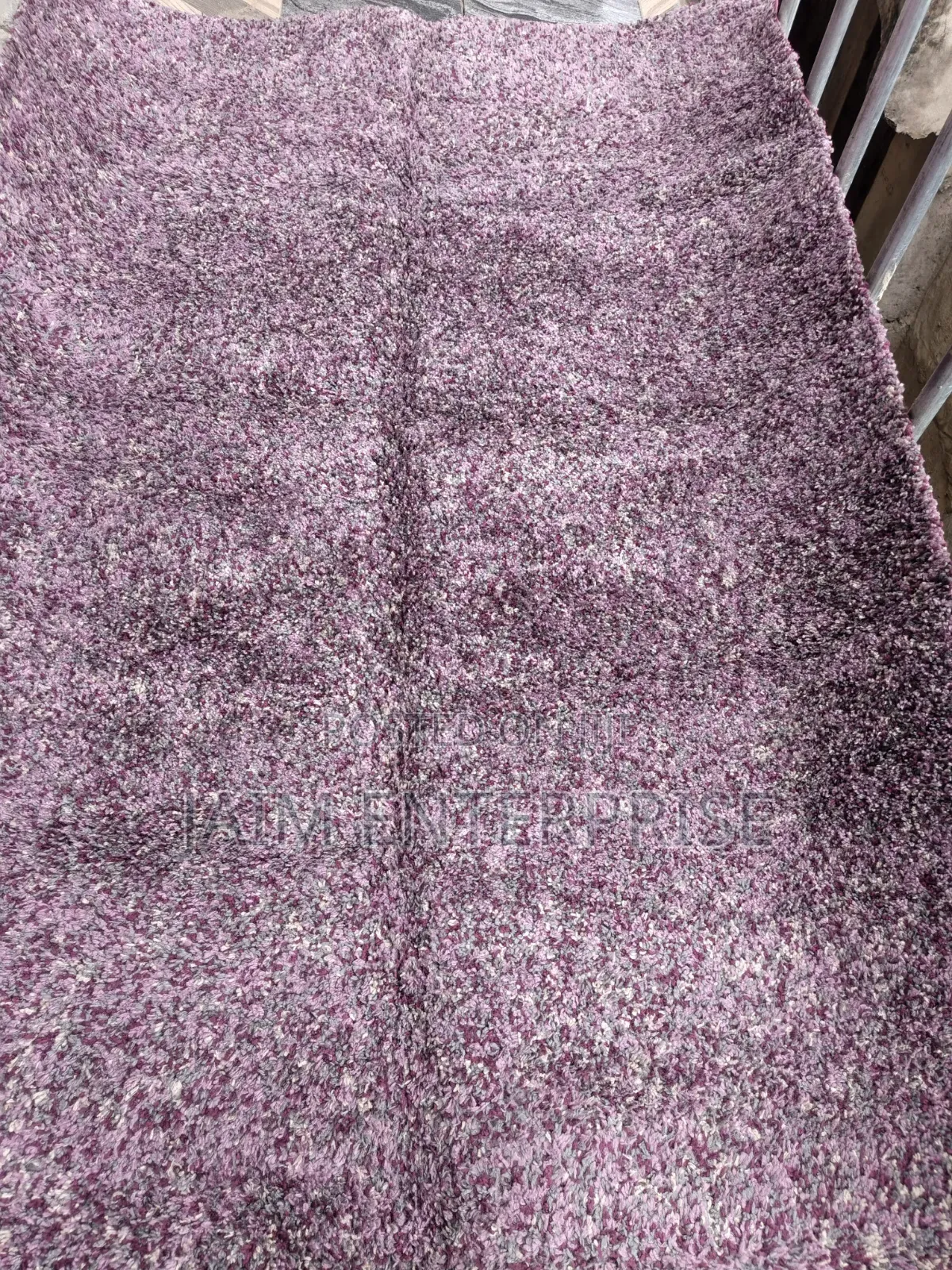 5 by 7 Turkish Shaggy Center Rug