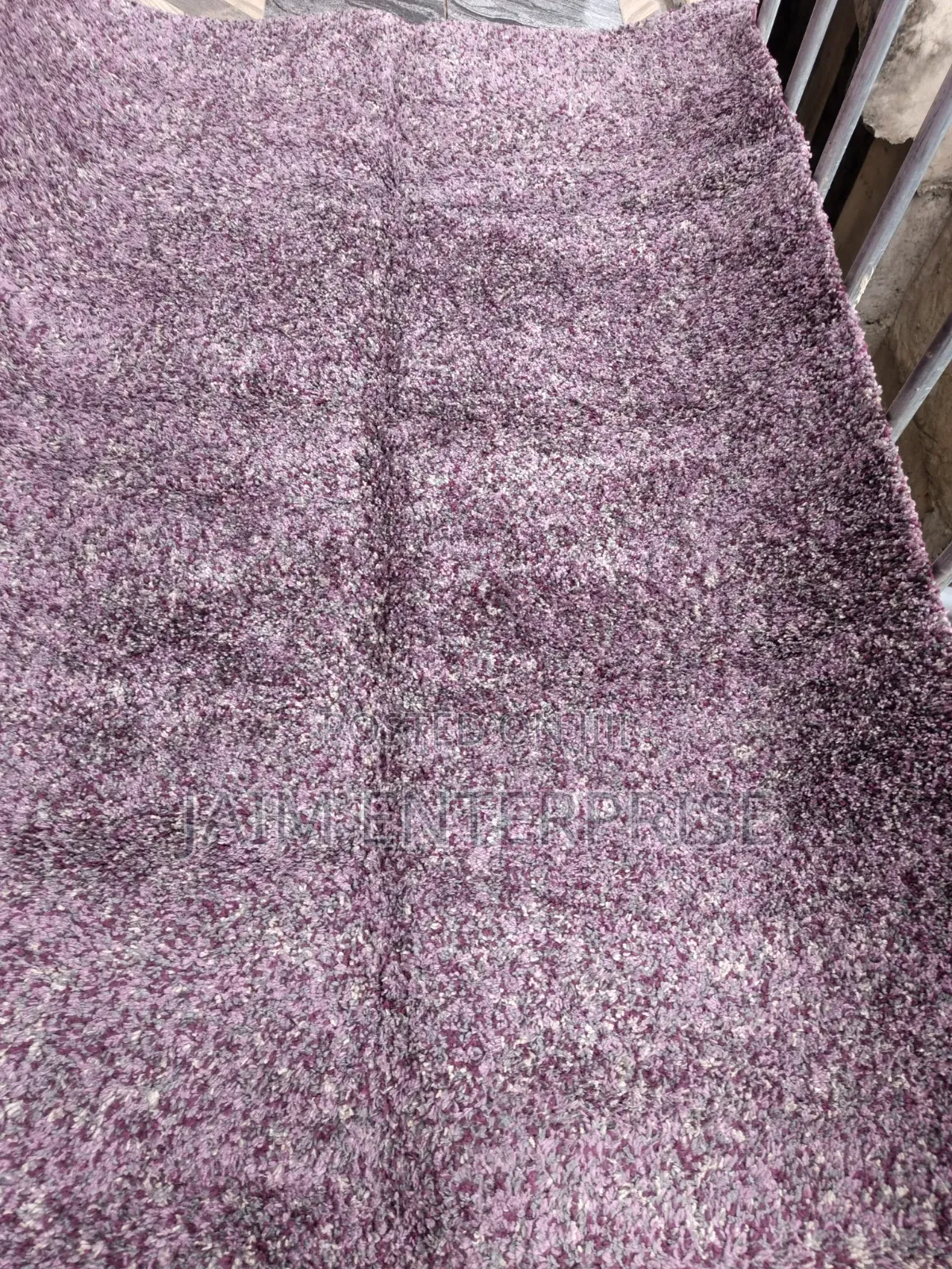 5 by 7 Turkish Shaggy Center Rug