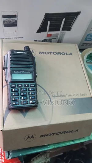 Motorola Walkie Talkie Gp399