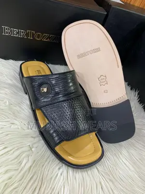 Original Italian Bertozi Slipers 40-46 Available