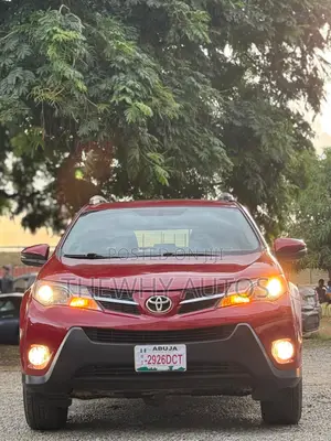 Toyota RAV4 Limited FWD (2.5L 4cyl 6A) 2013 Red