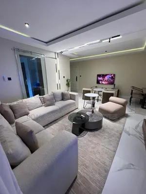 2bdrm Apartment in Lekki Phase 1 for rent
