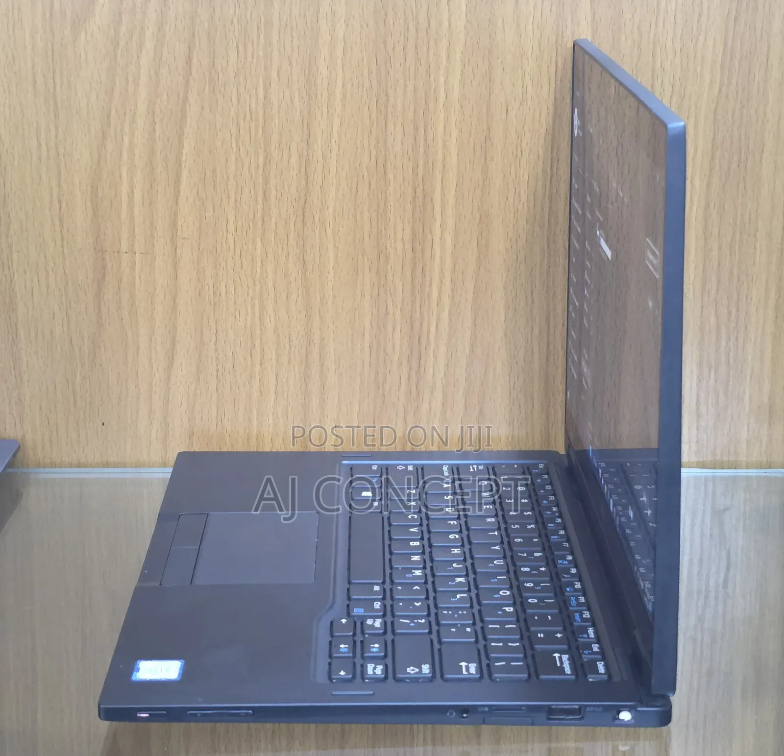 Laptop Dell Latitude 7390 8GB Intel Core i5 SSD 256GB