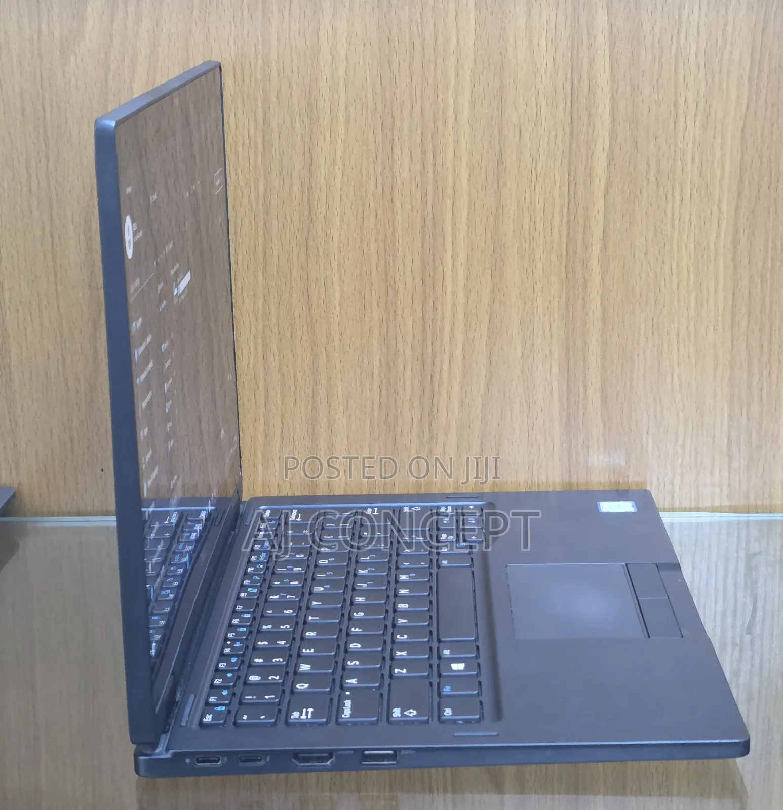 Laptop Dell Latitude 7390 8GB Intel Core i5 SSD 256GB