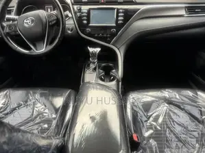 Toyota Camry 2018 Gray