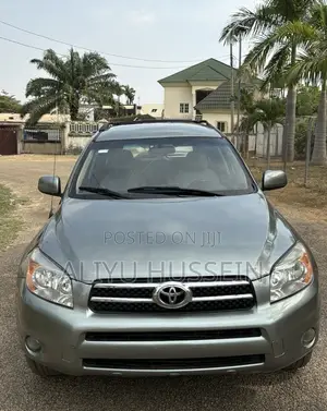Toyota RAV4 2008 Green