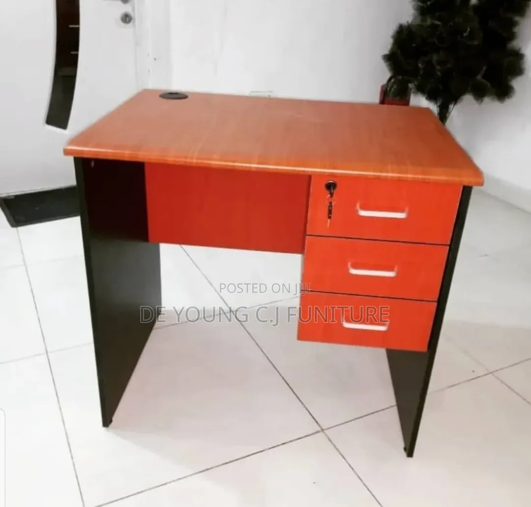 001 Office Table