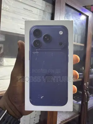 New Apple iPhone 17 Pro 256 GB Blue