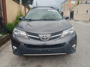 Toyota RAV4 Limited 4dr SUV (2.5L 4cyl 6A) 2015 Gray