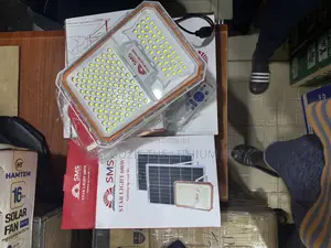 600w SMS Starlight Solar Flood Light