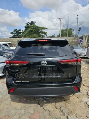 Toyota Highlander XLE 2021 Black
