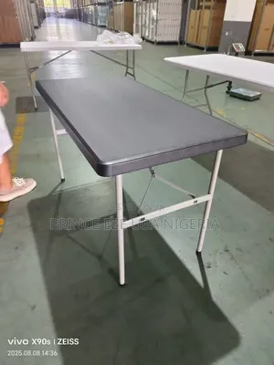 Foldable Plastic Table
