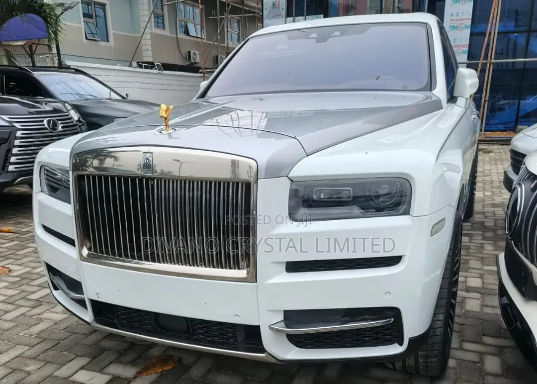 Rolls-Royce Cullinan Base 2020 White