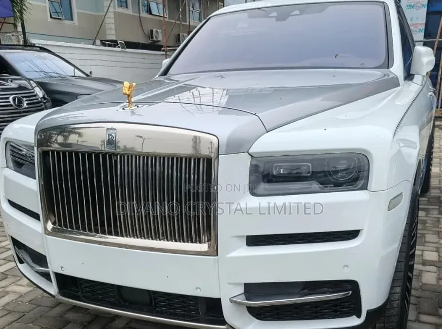 Rolls-Royce Cullinan Base 2020 White