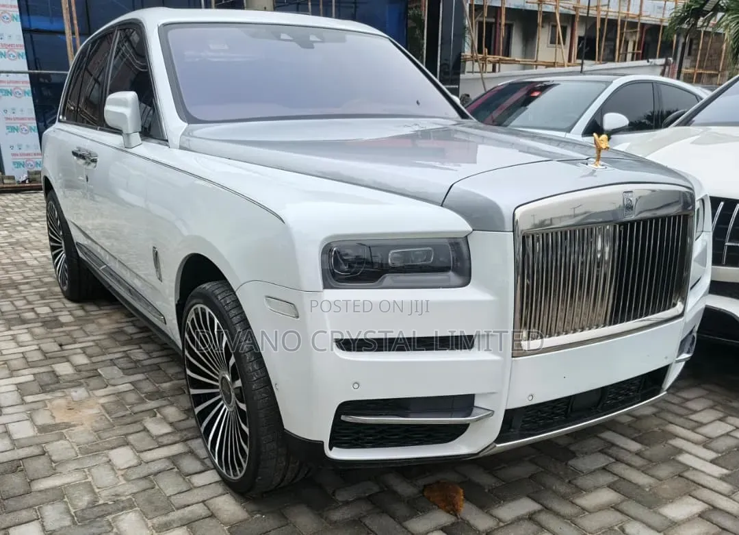 Rolls-Royce Cullinan Base 2020 White