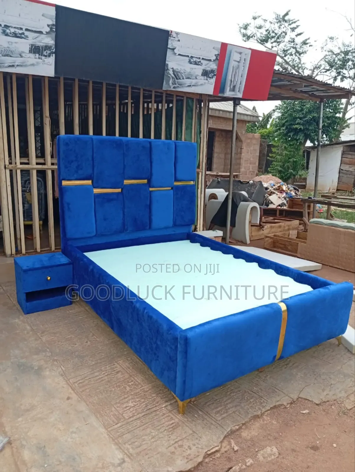 Classic Bedframe With One Bedside