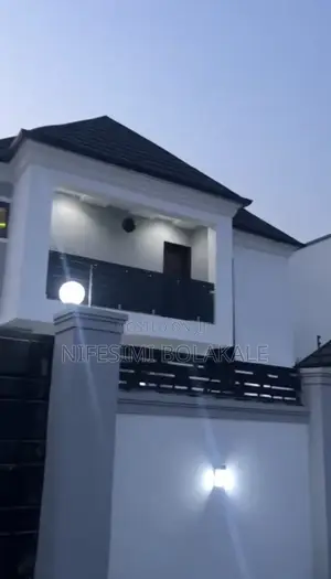 4bdrm Duplex in Zoe, Oluyole Estate, for sale