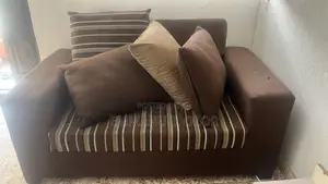 Used Grade a 7 Seater Chair