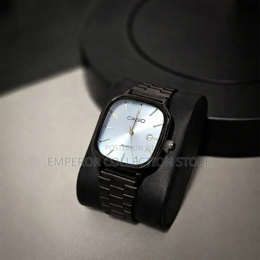 Casio Wristwatch + Free Box
