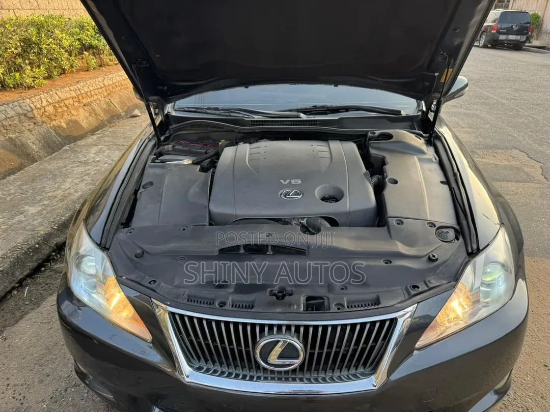 Lexus IS 2010 Gray