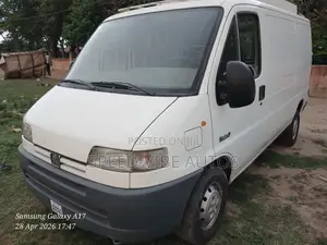 Peugeot Boxer 2000 White