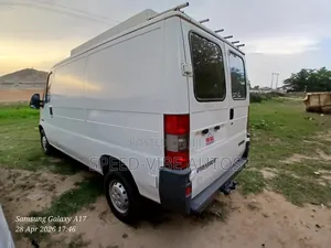 Peugeot Boxer 2000 White