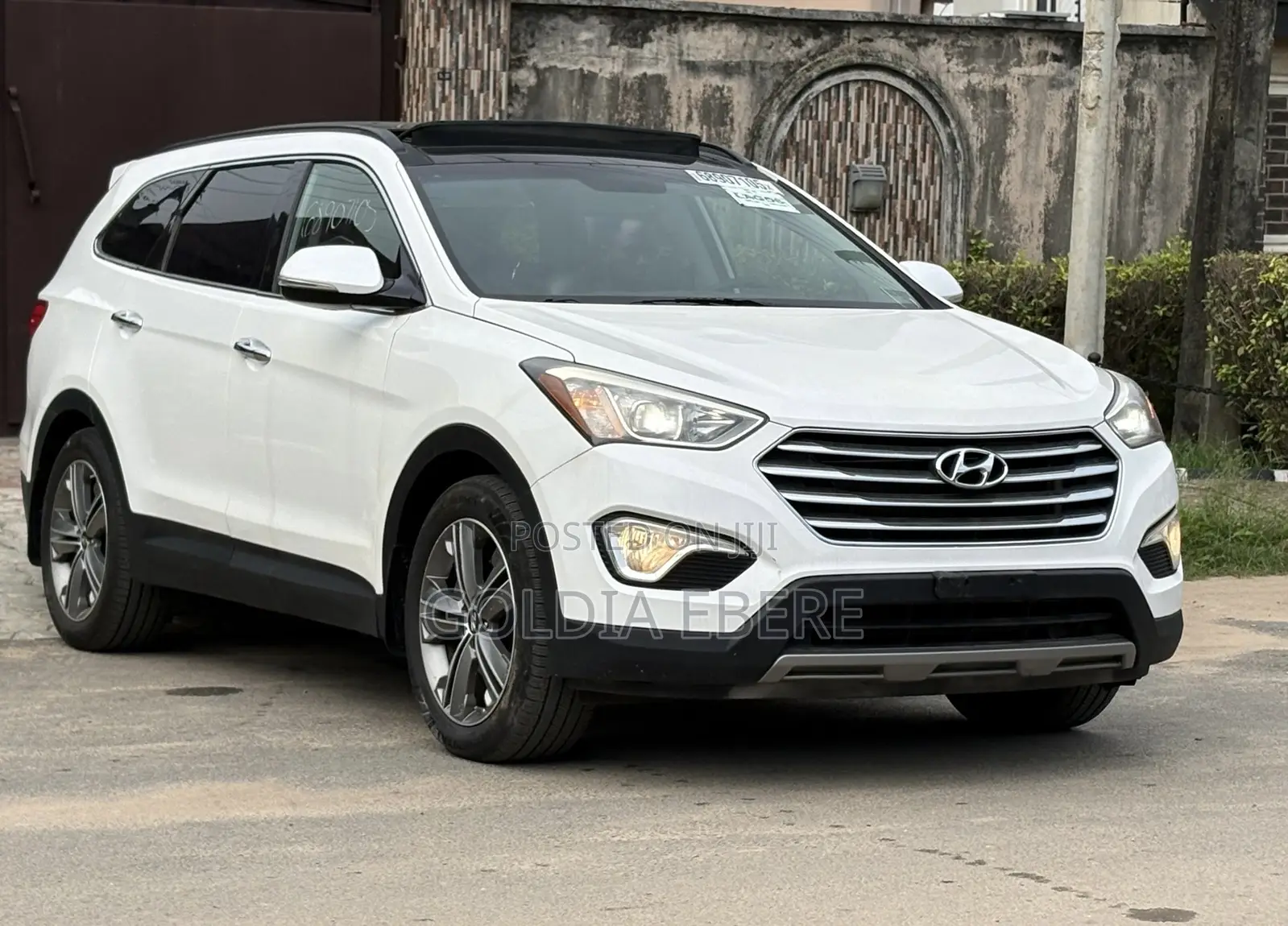 Hyundai Santa Fe 2014 White