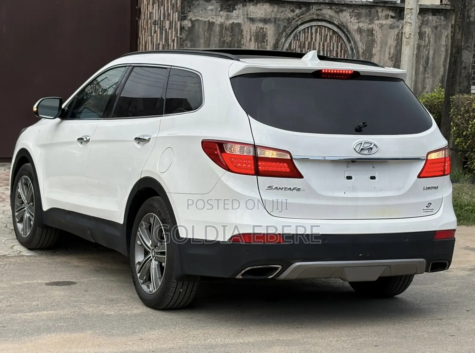 Hyundai Santa Fe 2014 White