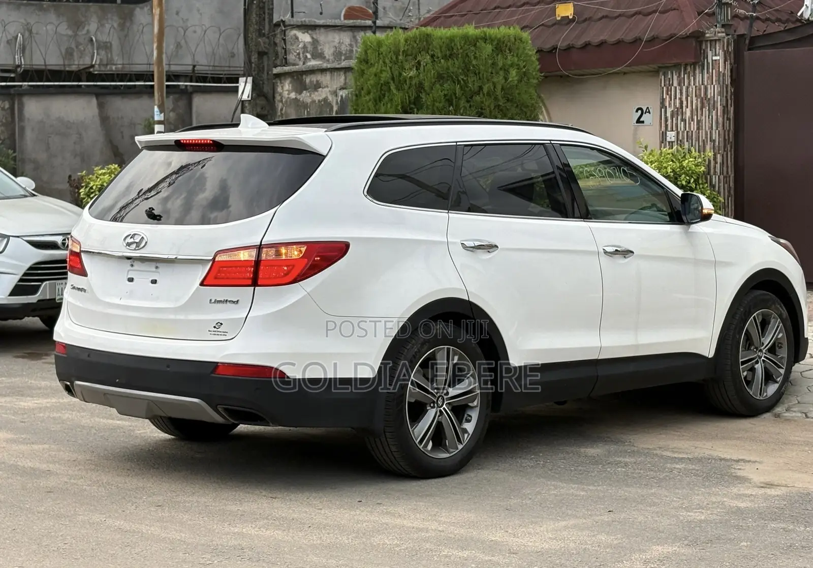 Hyundai Santa Fe 2014 White