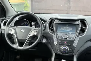 Hyundai Santa Fe 2014 White