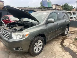 Toyota Highlander Limited 2011 Green